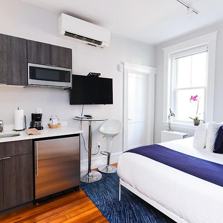 A Stylish Stay W/ A Queen Bed, Heated Floors.. #26 بروكلاين المظهر الخارجي الصورة